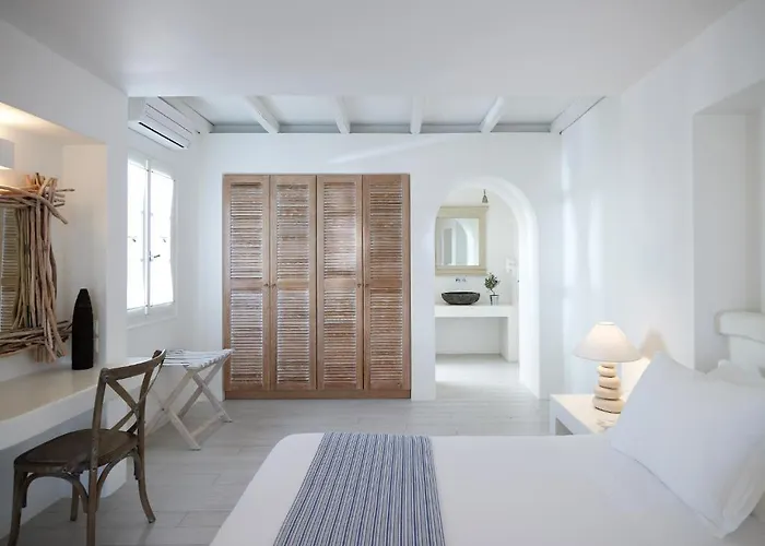 Marandi Luxury Hotel 4*